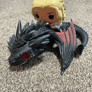 GOT Funko Pop Figures Daenerys and Drogon